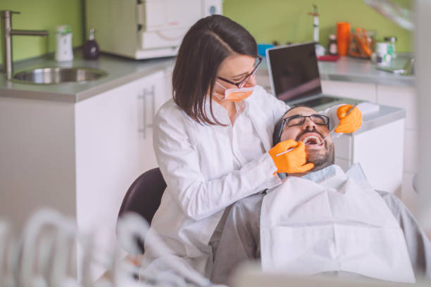 Best Emergency Dental Care for Broken or Chipped Teeth in Farley, IA